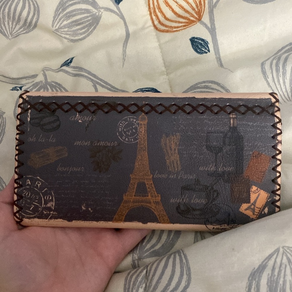 wallet - Picture 2 of 3